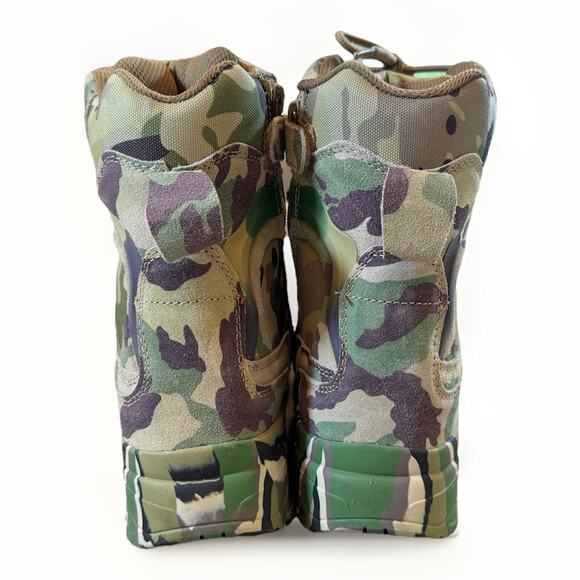 Esdy Men’s Camouflage High Top Hiking Boots Size 9 NWOB